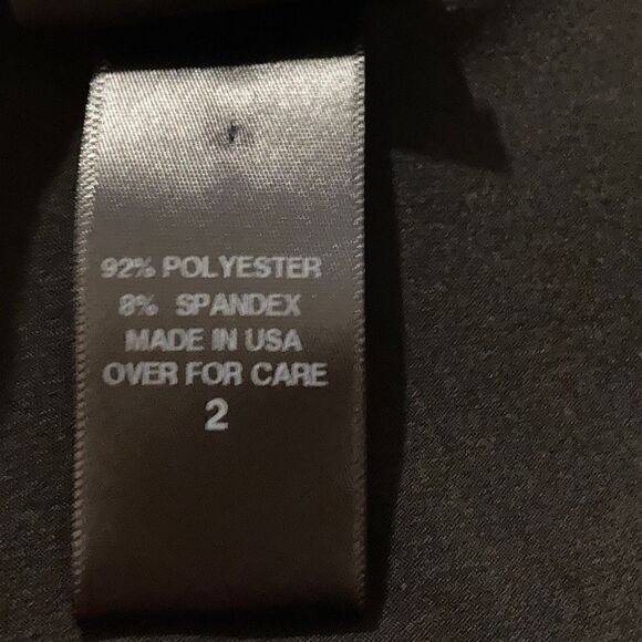 Torrid Black One Sleeve V Neck Blouse Plus Size 2 Like New - Picture 5 of 5